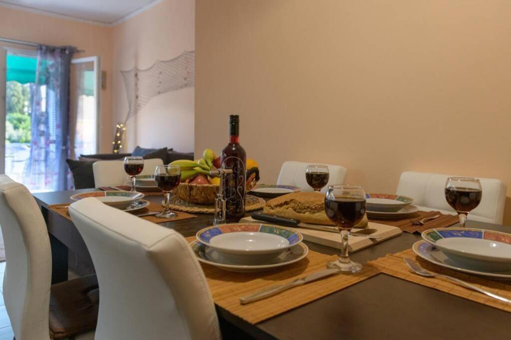 Bright Newly Renovated Apt Near Beach & Center+Ac Anemomylos Экстерьер фото